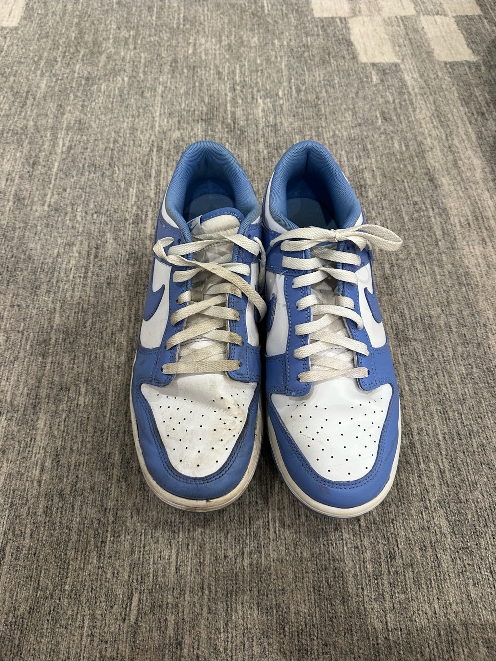 Nike Kids Low-Top Sneakers in White and Light Blue